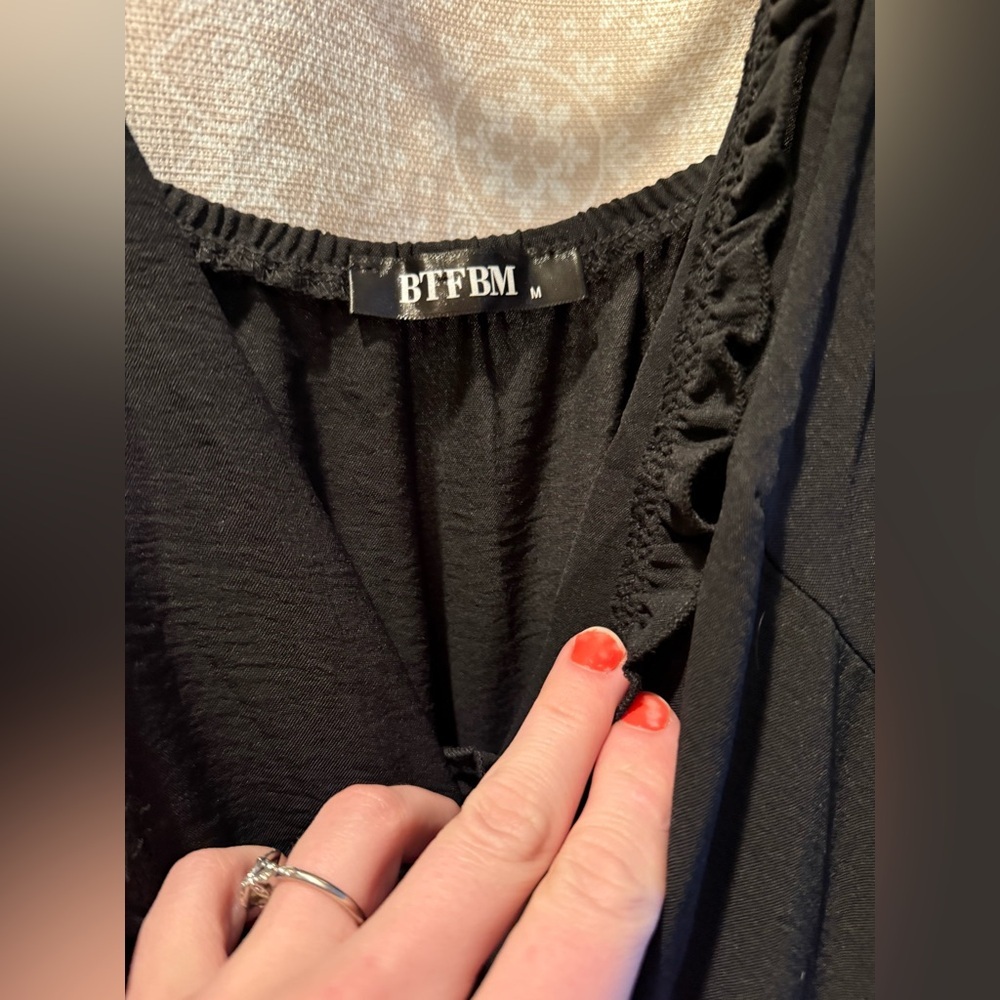 NWOT Black spaghetti strap ruffle v neck wide leg jumpsuit Black M - Picture 8 of 12